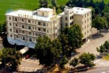 Hotel Olimpic Castel Maggiore Kültér fotó